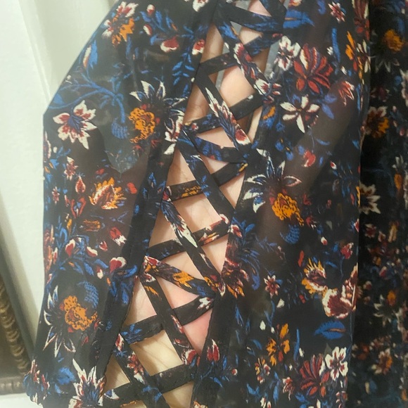 AGB Womenβs Blouse Floral Sheer Bell Sleeve, 3/4 Fall Top XL - Picture 10 of 13